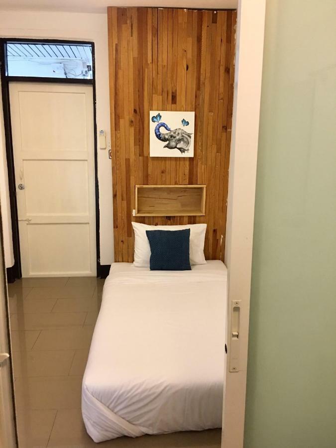 Bed and Breakfast Cozy By Funwahn à Chiang Mai Extérieur photo