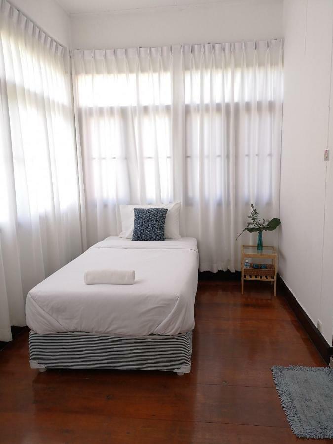 Bed and Breakfast Cozy By Funwahn à Chiang Mai Extérieur photo