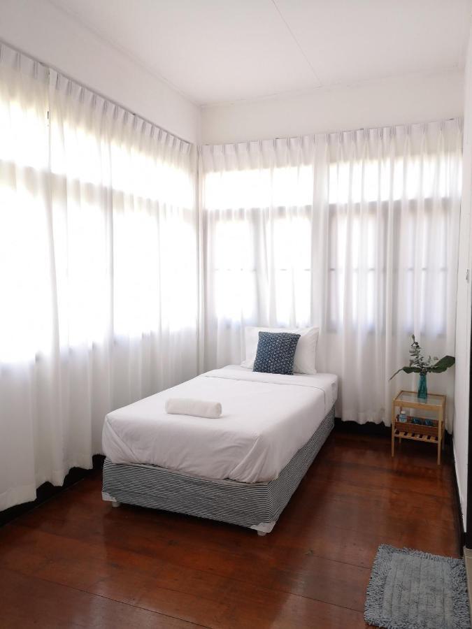Bed and Breakfast Cozy By Funwahn à Chiang Mai Extérieur photo
